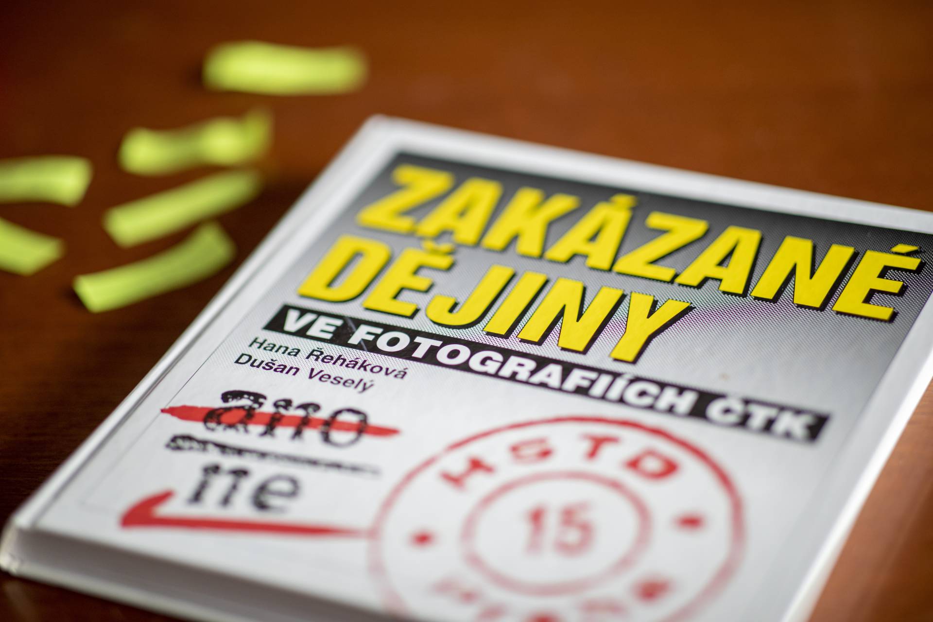 Četka bude opět na filmovce, přiveze výstavu Nežádoucí okamžiky