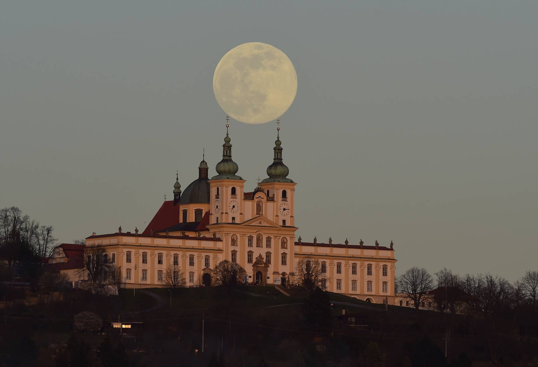 Vítězné snímky facebookové soutěže o foto měsíce ČTK
