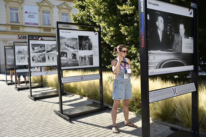 Letošní fotografická výstava ČTK popisuje česko-slovenské vztahy