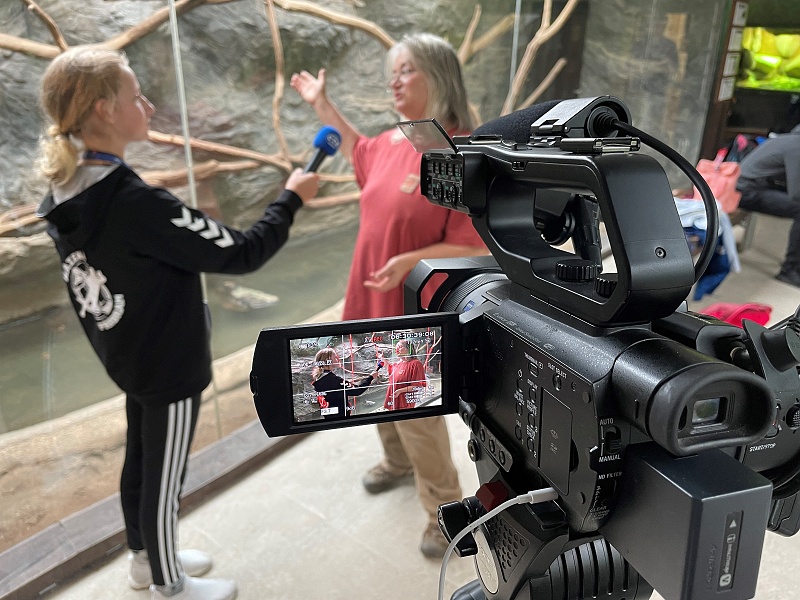 Malí reportéři si na letním táboře ČTK vyzkoušeli práci novinářů