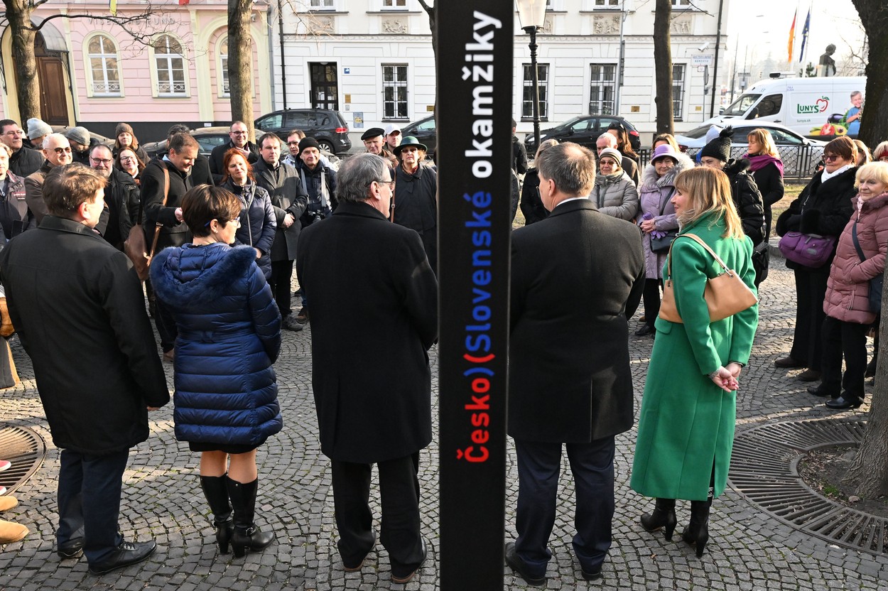 Výstava ČTK, mapující vztahy Čechů a Slováků, se přestěhovala na Slovensko, viděl ji i prezident Pavel