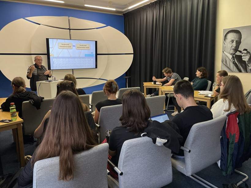 Studenti FSV UK mají zájem o agenturní žurnalistiku, učí se přímo v ČTK